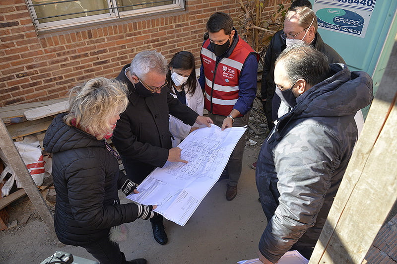 El intendente Julio Zamora supervisó la puesta en valor del centro de salud de Benavídez 51250443634 4baf49a63b O