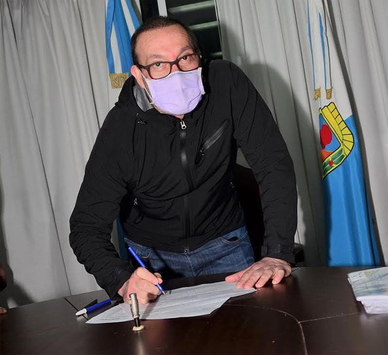 Luis Vivona encabeza la lista de senadores provinciales del Frente de Todos en la Primera Sección Vivona