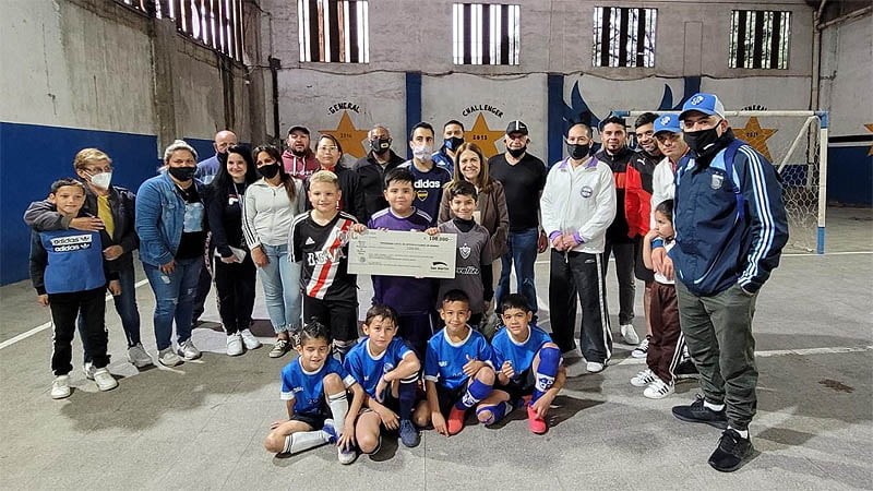 Nancy Cappelloni entregó subsidios en clubes de barrio de San Martín Sin Titulo 9 2