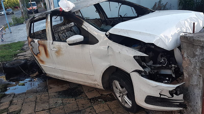 Manejaba un auto robado, chocó a dos vehículos, un vecino discutió con él y lo mató a balazos Sin Titulo 3 11