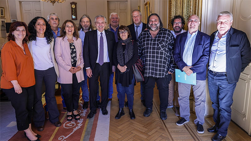 Alberto Fernández anunció la actualización trimestral de los haberes de jubilados docentes, docentes universitarios y de Luz y Fuerza Sin Titulo 1 5
