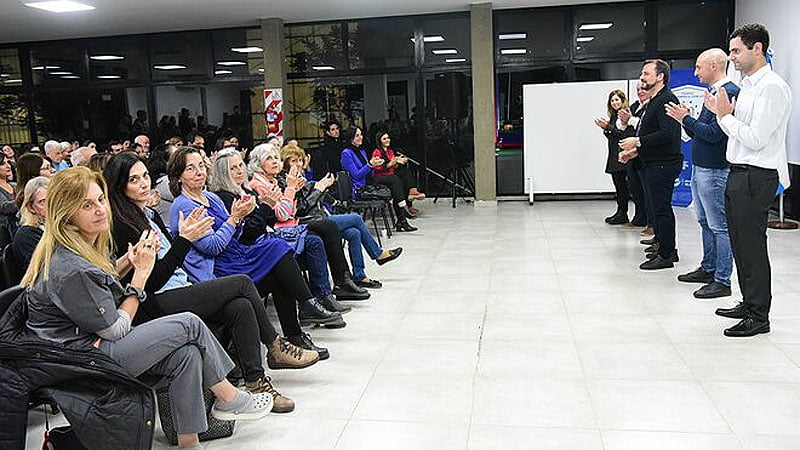 Se presentó la Comunidad de Graduados y Graduadas de la Universidad de Buenos Aires de residentes en Escobar Sin Titulo 4 4