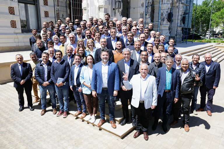 2023 10 25 AK Reunion Massa Intendentes 768x512