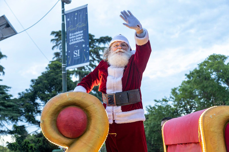 Vuelve a San Isidro el desfile mágico de Navidad Desfile 1