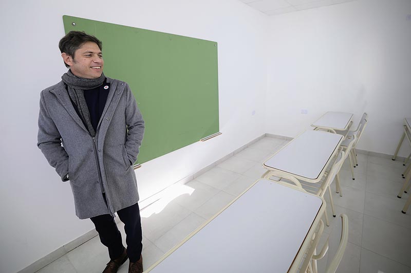 Kicillof: "No nos guía el individualismo, somos una sociedad entera que apoya la escuela pública" 20240516103140 77A30652