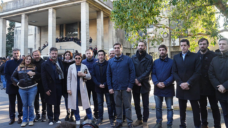 Los intendentes del conurbano exigen saber "quién mandó a matar a Cristina" Sin Titulo 5 4