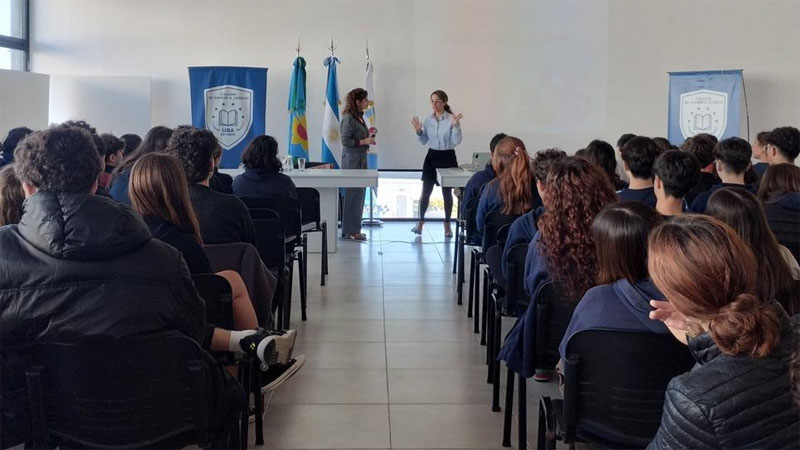 “Derecho a la escuela”: Estudiantes secundarios de Escobar recibieron capacitación en temáticas judiciales Sin Titulo 7