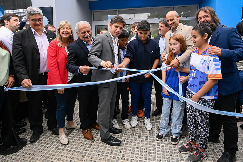 Kicillof: “La verdadera libertad solo se alcanza con más derechos, acceso a la educación e igualdad de oportunidades” DSC57442