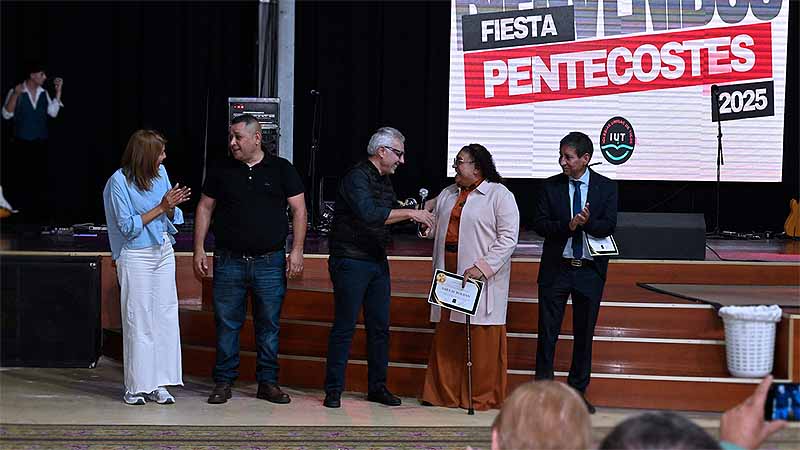 Con la presencia de Julio Zamora, las Iglesias Unidas de Tigre realizaron la celebración cristiana del Pentecostés Sin Titulo 19