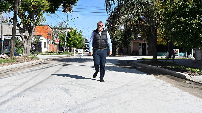 Tigre: Avanza la pavimentación de la calle Antares del barrio La Paloma en El Talar Sin Titulo 9 10
