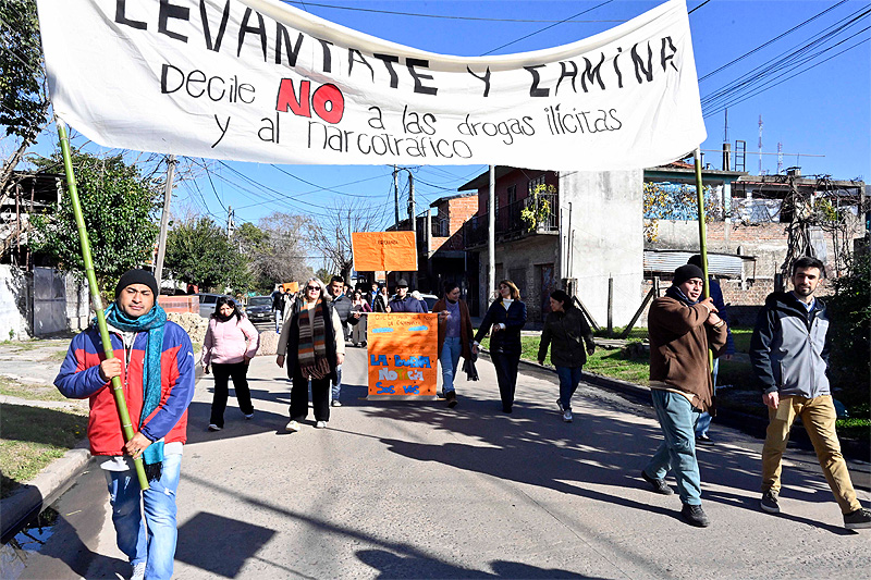 Día Internacional contra el Abuso de Drogas y el Tráfico Ilícito: El Municipio acompañó una jornada de concientización en Ricardo Rojas Sin Titulo 1 22