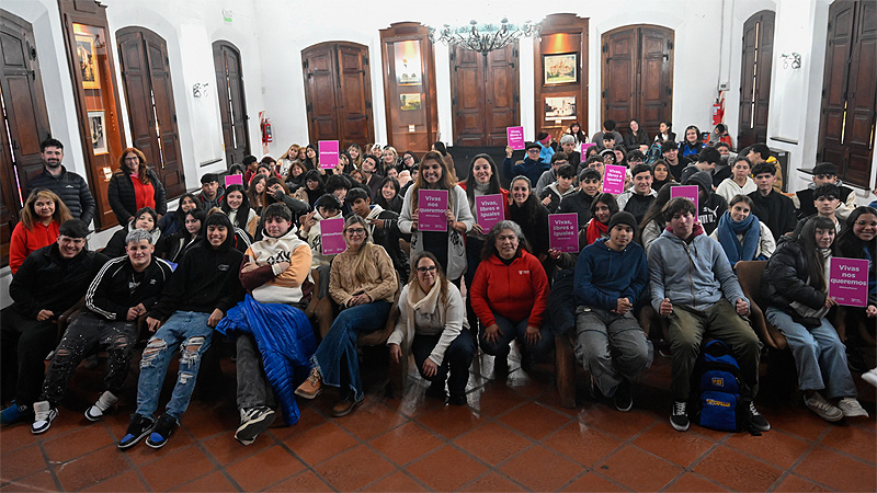 En el marco del programa Carolina, el Municipio de Tigre llevó adelante un encuentro de debate y reflexión en el Museo de la Reconquista Sin Titulo 9 7