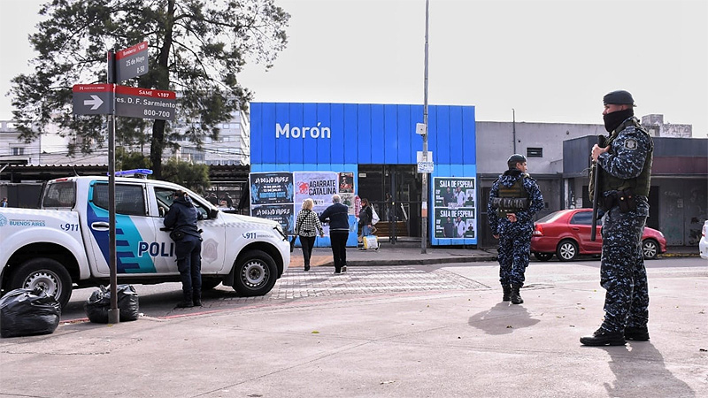 Importantes operativos de seguridad en el centro de Morón Sin Titulo 15 2