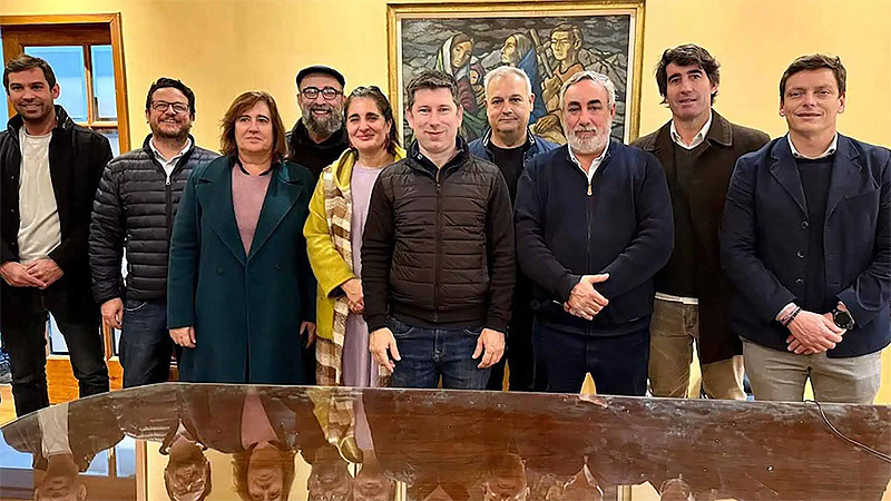 Somos Buenos Aires: La alianza entre el radicalismo, sectores del peronismo y aliados para competir en las elecciones provinciales Sin Titulo 6 3