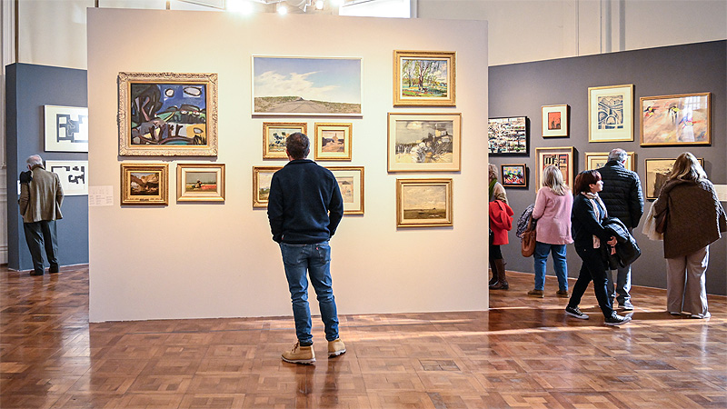 Se inauguró una colección de obras donadas por Guillermo Jaim Etcheverry y se presentó la muestra "Figuración mística" de Yente y Juan Del Prete Sin Titulo 9 4