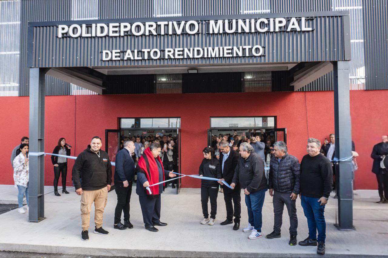 inaug polideportivo ishii 1