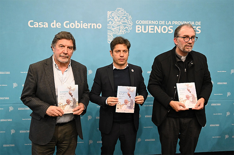 Se presentó el libro “El maestro. El humanismo del Papa Francisco”: Será distribuido en todas las escuelas provinciales sin título 10