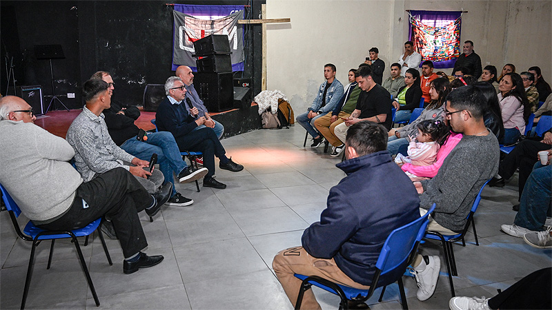 Tigre: Zamora se reunió con jóvenes del barrio La Mascota de Benavídez sin título 2