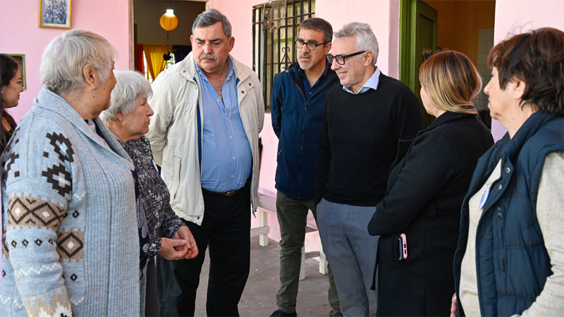 Con eje en la producción y el fortalecimiento social, Zamora encabezó una recorrida de campaña por San Miguel sin título 20