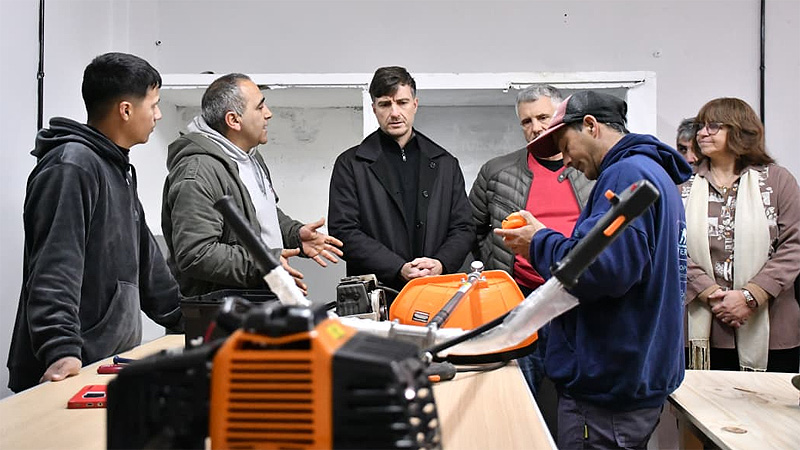 Morón ya cuenta con una Escuela de Formación en Oficios en El Palomar sin título 6
