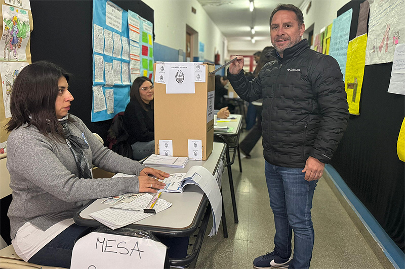 Votaron Descalzo y los candidatos de Fuerza Patria en Ituzaingó sin título 10