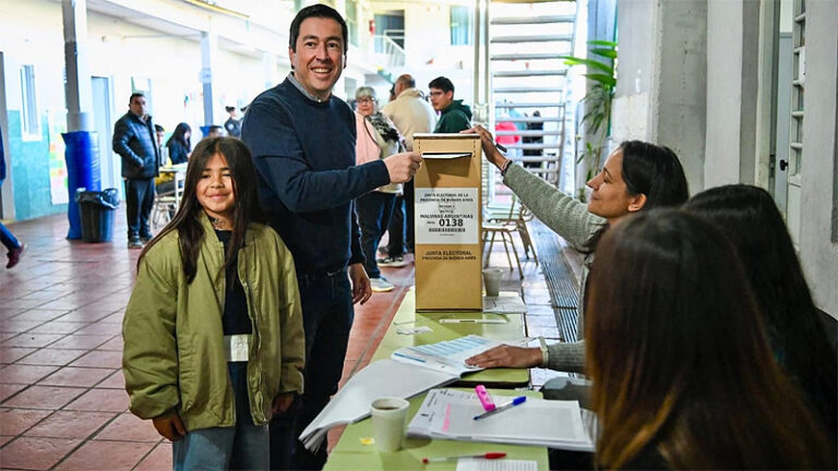 Leo Nardini votó en Grand Bourg sin título 3