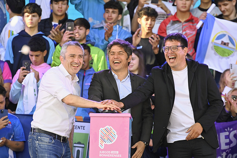 Kicillof encabezó la apertura de la etapa final de los Juegos Bonaerenses dsc0727~2
