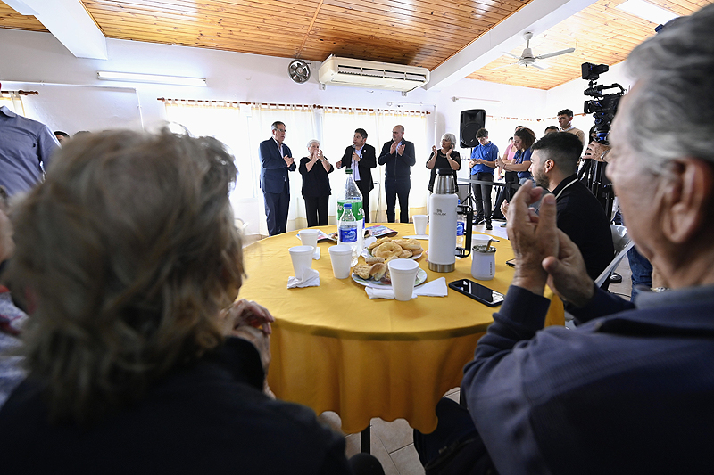 “En la Argentina de Milei, la casta está de fiesta”, aseguró el gobernador Kicillof dsc2264~2