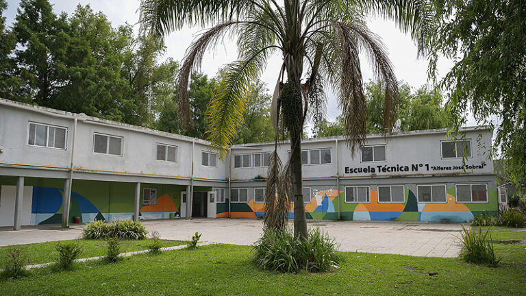 Avanza el proyecto de paneles solares en escuelas del Delta foto n°1