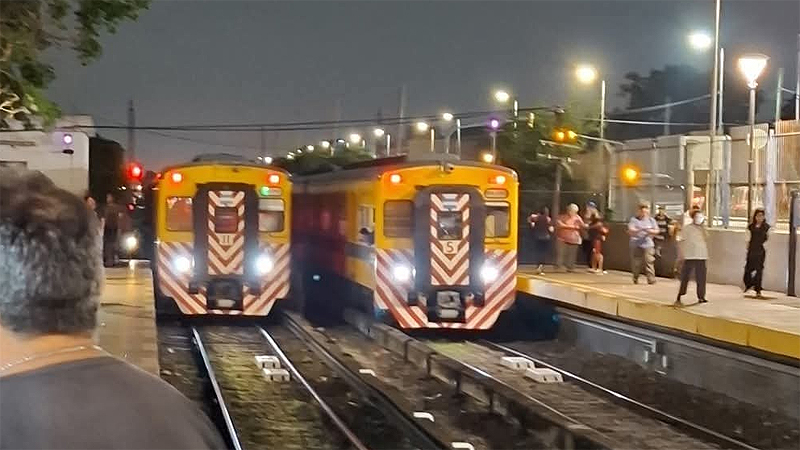 Chocaron dos trenes de la línea Urquiza en el partido de San Miguel: Hay más de una decena de heridos sin título 9