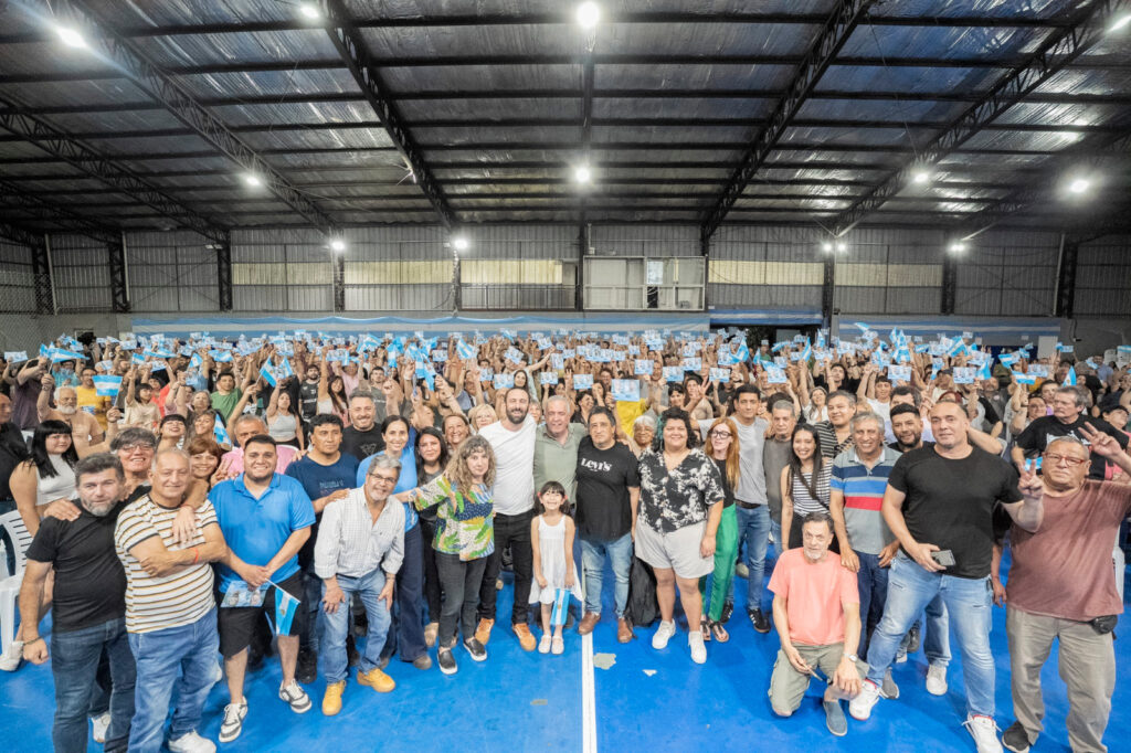 Selci se reunió con los fiscales de Fuerza Patria Hurlingham: “Ustedes tienen la enorme responsabilidad de cuidar los votos del peronismo” whatsapp image 2025 10 24 at 20.53.37