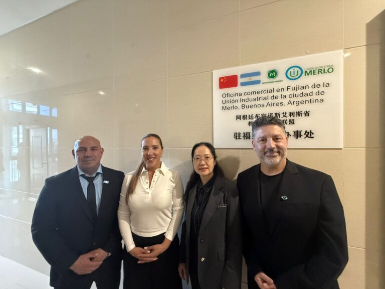 foto hecho histÓrico merlo inaugura oficinas comerciales en fuzhou, china