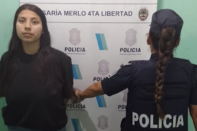 Vendía contenido erótico y luego extorsionaba a quienes le compraban: La detuvieron sin título 1