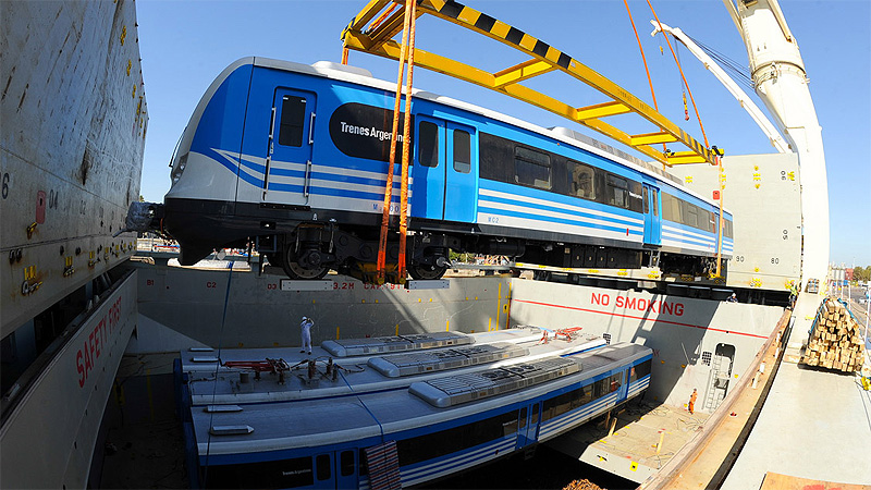 El gobierno nacional anunció la compra de más de cuarenta nuevos trenes sin título 7