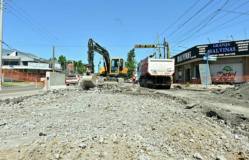 Malvinas Argentinas: Inició una gran obra de repavimentación en la Avenida del Sesquicentenario sin título 9