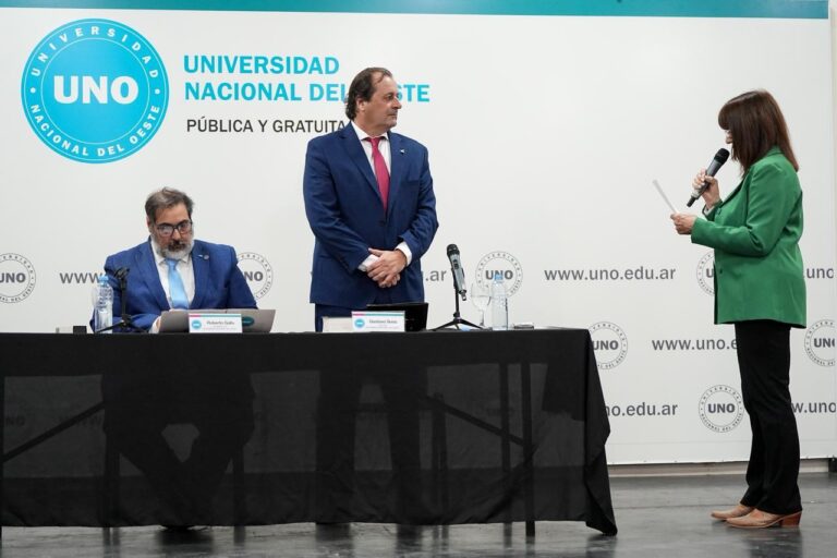 Gustavo Soos asumió como rector de la Universidad Nacional del Oeste soos asumió como rector de la uno