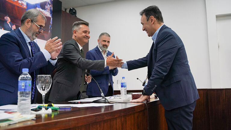 el concejal electo marcos vilaplana y el presidente del hcd diego perrella