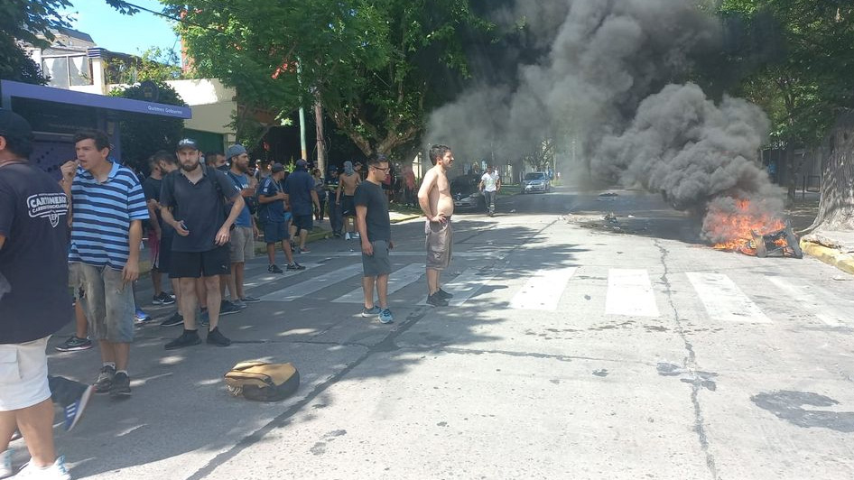 Tensión en Quilmes: Incidentes y cruces políticos tras la aprobación del nuevo sistema de estacionamiento medido quilmes 1