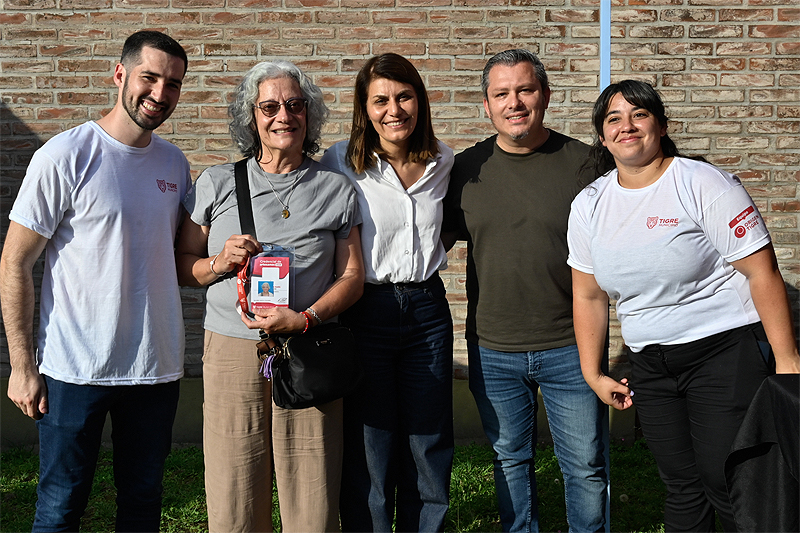 El Municipio renovó credenciales a más de 1200 emprendedores y artesanos del programa Origen Tigre sin título 1