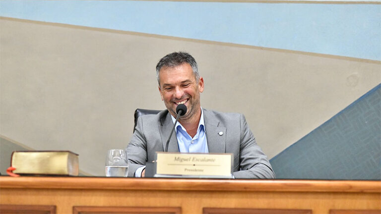 Por unanimidad, Miguel Escalante fue reelecto como presidente del Concejo Deliberante de Tigre sin título 6