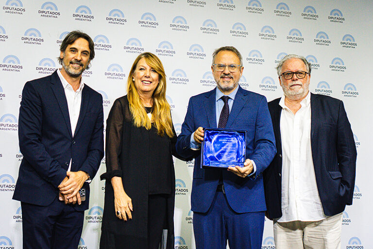 tres de febrero premiaron la plataforma de gestión de servicios municipales por su innovadora tecnología