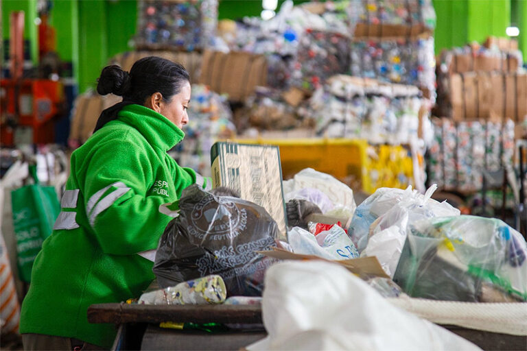 Durante el 2025, las políticas ambientales de San Isidro permitieron reciclar más de 1500 toneladas de residuos sin título 3