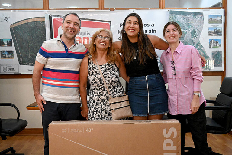El programa "Si cumplís, ganás" del Municipio de Tigre premió a vecinos por abonar en tiempo y forma con sus tasas municipales sin título 3