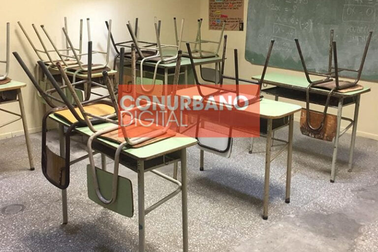 paro docente aula vacía