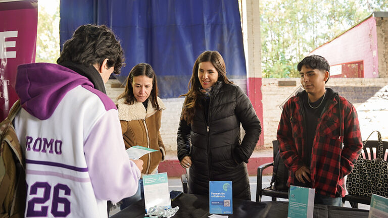 Ituzaingó: Se llevó a cabo la Feria de las Profesiones foto gacetilla feria de las profesiones