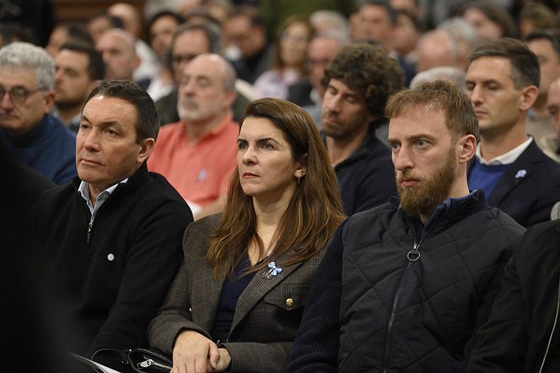 Mariel Fernández participó del encuentro del gobernador con intendentes para repudiar el ajuste nacional en salud 3