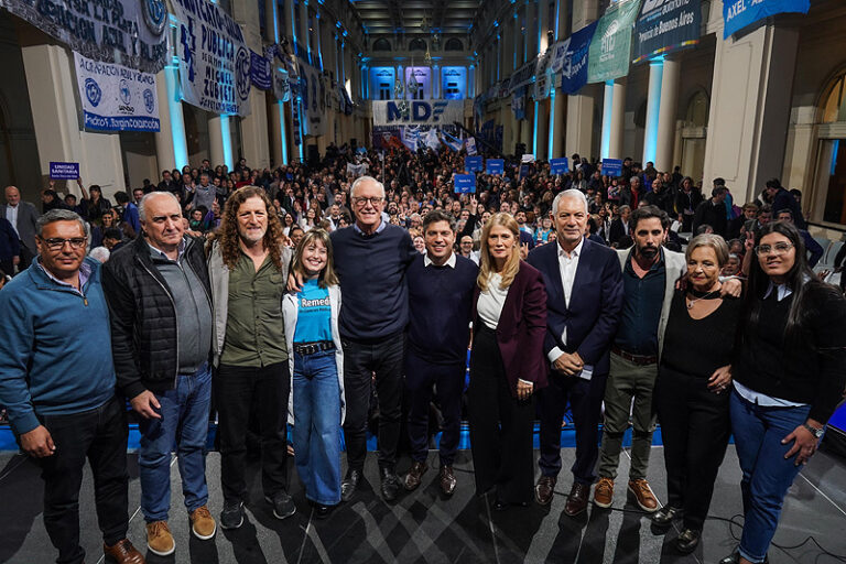 Kicillof: “Mientras dure esta pesadilla libertaria, defendamos cada hospital y centro de salud” qs 08150