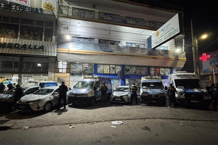 Policía Federal desarticuló una banda criminal que había montado una red de clínicas truchas en La Matanza y Ezeiza sin título 4