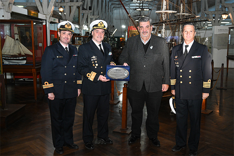 En un acto junto al Municipio de Tigre, el Museo Naval de la Nación conmemoró su aniversario sin título 9