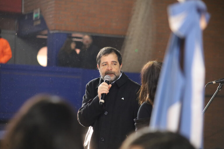 con la participación del intendente fernando moreira, autoridades provinciales y municipales, docentes, familiares y directivos de 85 escuelas de san martín.